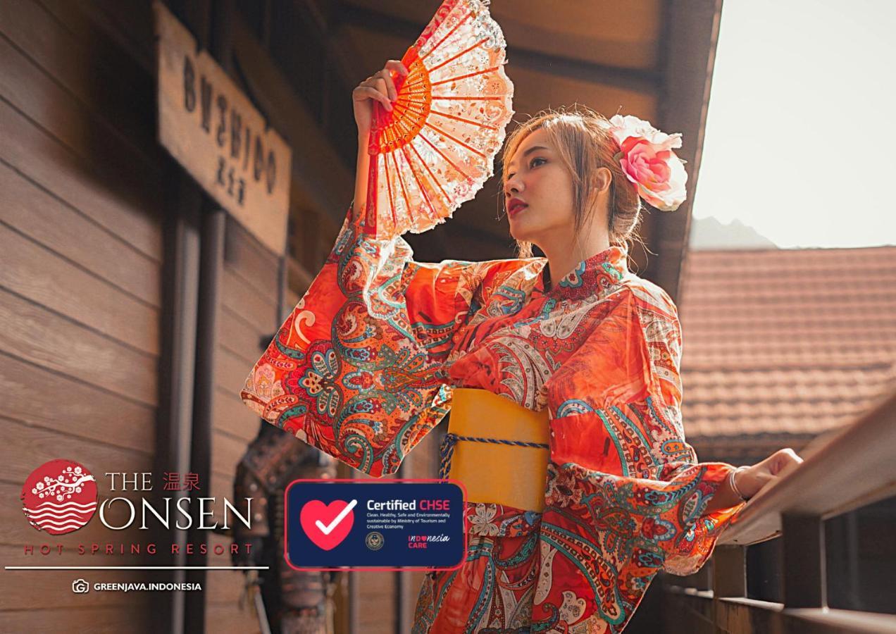 The Onsen Hot Spring Resort Batu  Exterior photo